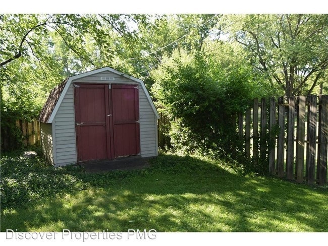 Foto del edificio - 730 W Auman Dr