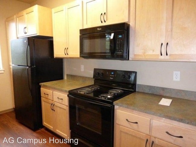 Building Photo - 1844 Patterson St