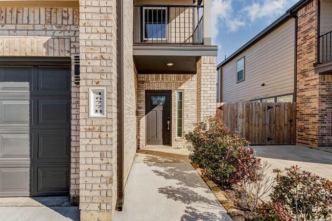 Building Photo - 4677 Bellfort Ave