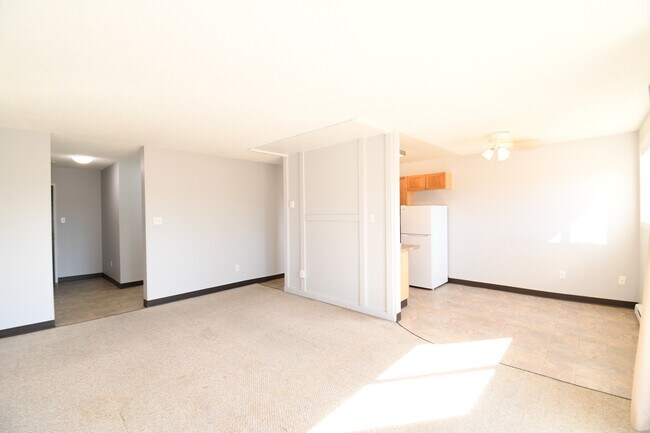 Building Photo - 4280 Quentin Ave