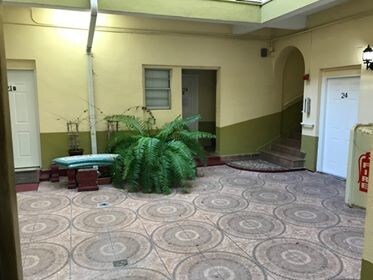 Foto del edificio - 2300 W Flagler St