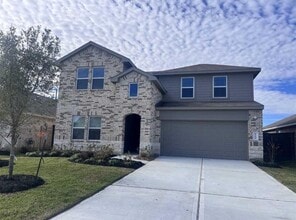 Building Photo - 15130 Pr Ml Dr