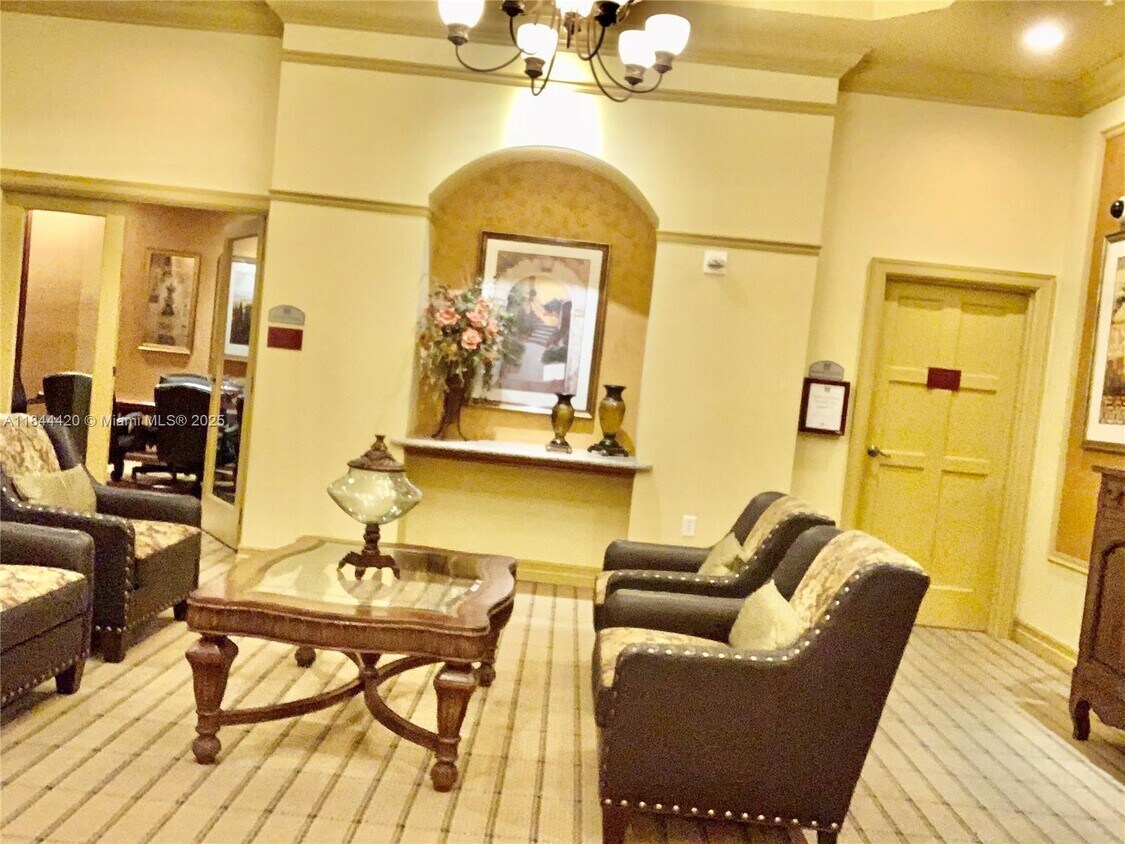 Primary Photo - 888 Douglas Rd