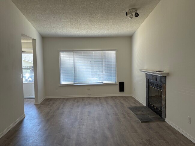 Foto del edificio - 1908 87th Avenue Ct W