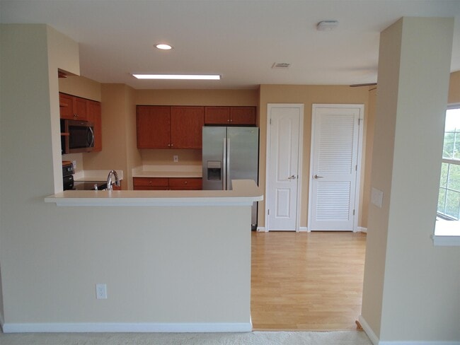 Building Photo - 5628 Willoughby Newton Dr