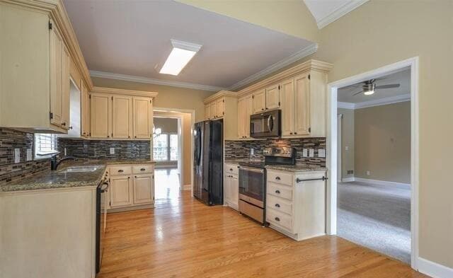 Foto del edificio - 115 White River Ct