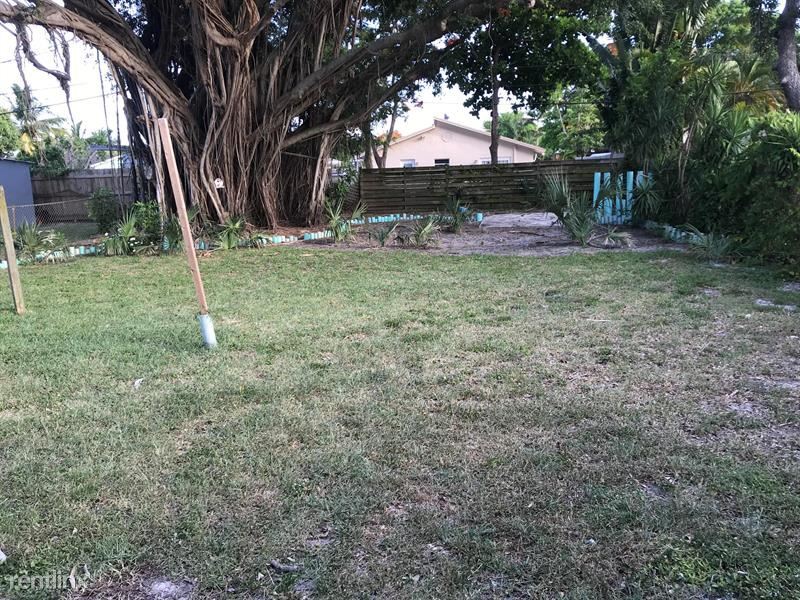 Foto del edificio - 3 br, 2.5 bath House - 808 Coventry St