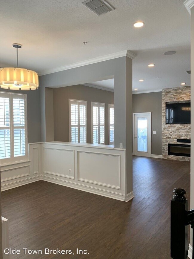 Foto del edificio - 4 br, 2.5 bath House - 1539 Hanks Ave.