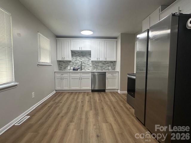 Building Photo - 605 E Horah St