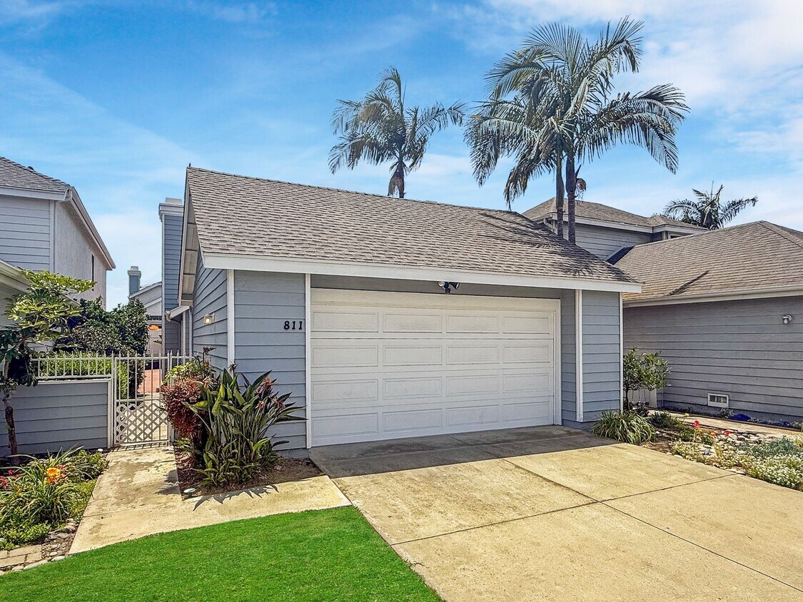 Primary Photo - Beautiful 2B/2BA House in Carlsbad!