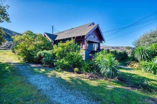 Building Photo - 1926 Pescadero Creek Rd