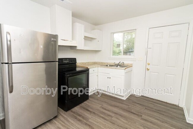 Foto del edificio - 3994 Hughes Ave