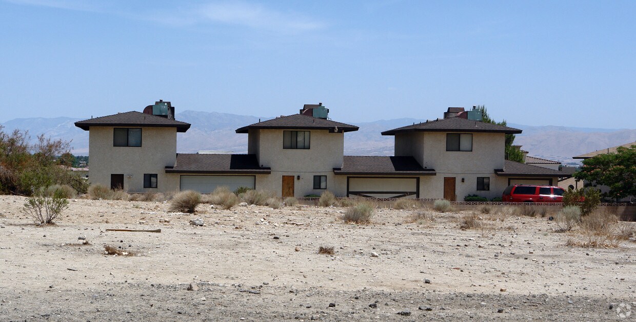 Building Photo - 16216 Kamana Rd