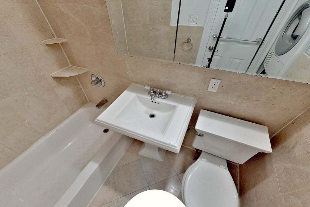 Foto del edificio - 138 E 16th St