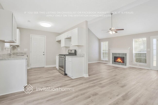 Foto del edificio - 4785 Janice Dr