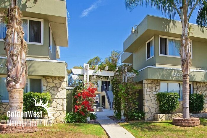 Foto del edificio - 2214 1/2 Grand Ave