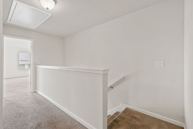 Foto del edificio - 3 Bedroom Townhome in Jonesboro!