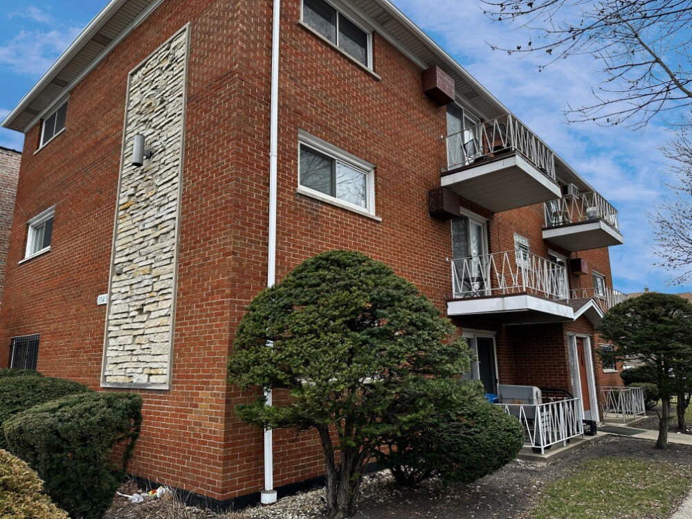 Primary Photo - 3925 W 47th St