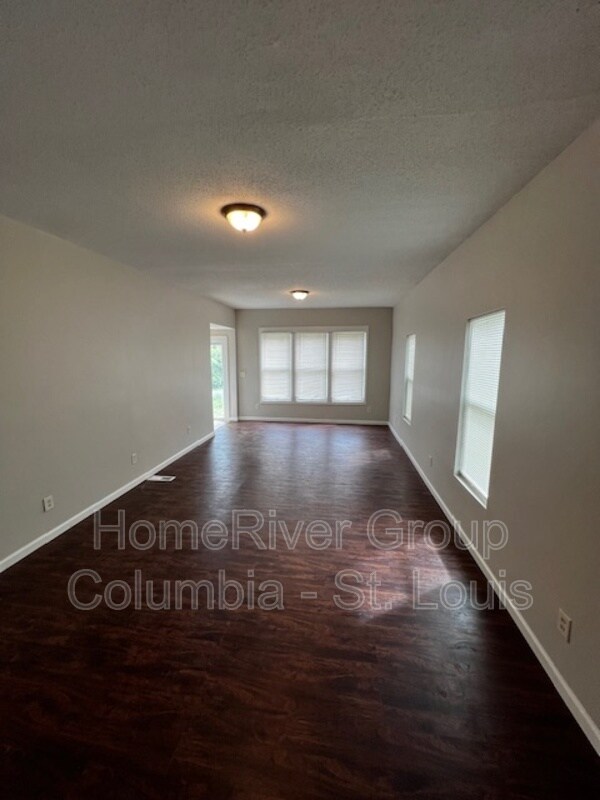 Foto del edificio - 311 Monroe St