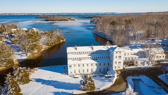 Building Photo - 40 Web Ave