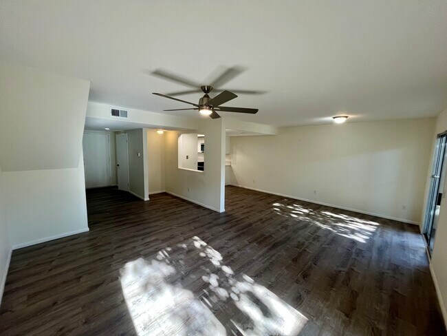 Foto del edificio - 2112 E Vista Way