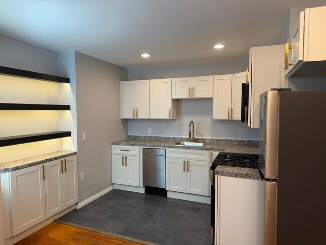 Foto del edificio - 1706 Linden Ave