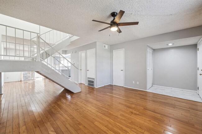 Building Photo - 10454 Hammerly Blvd