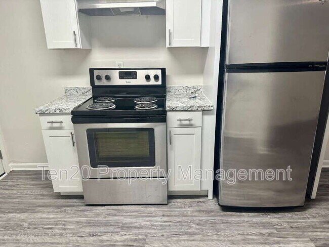 Foto del edificio - 817 Ragland Ct