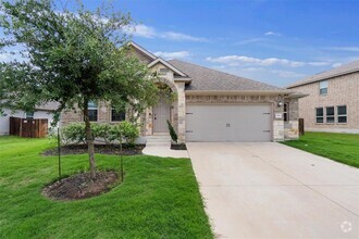 Building Photo - 520 Middle Brook Dr
