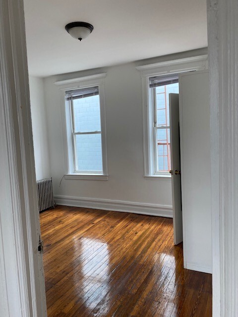 1st bedroom - 132 17th St