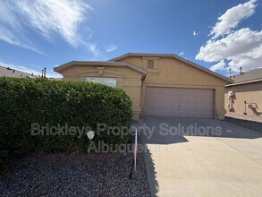 Building Photo - 10601 Rio Del Sole Ct NW