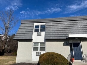 Building Photo - 8 White Gate Rd