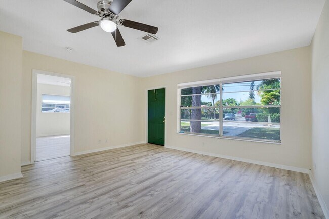 Foto del edificio - 3800 Calvin Ave