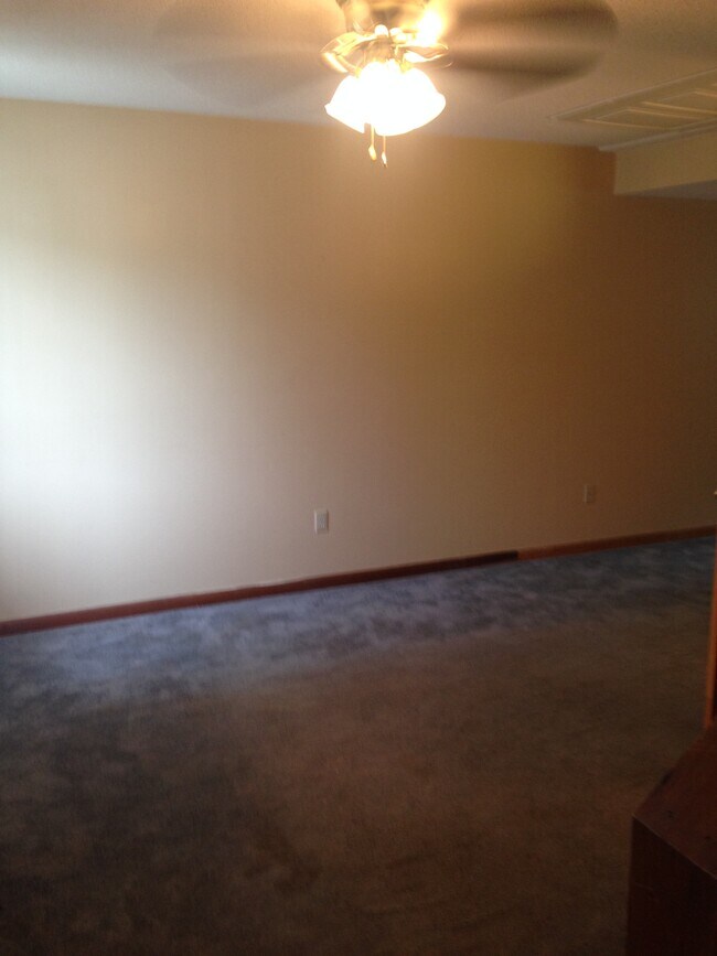Building Photo - 5309 Starling Dr