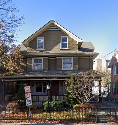 Photo du bâtiment - 7 Centre St