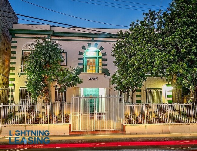 Building Photo - 2735 1/2 San Marino St-103D