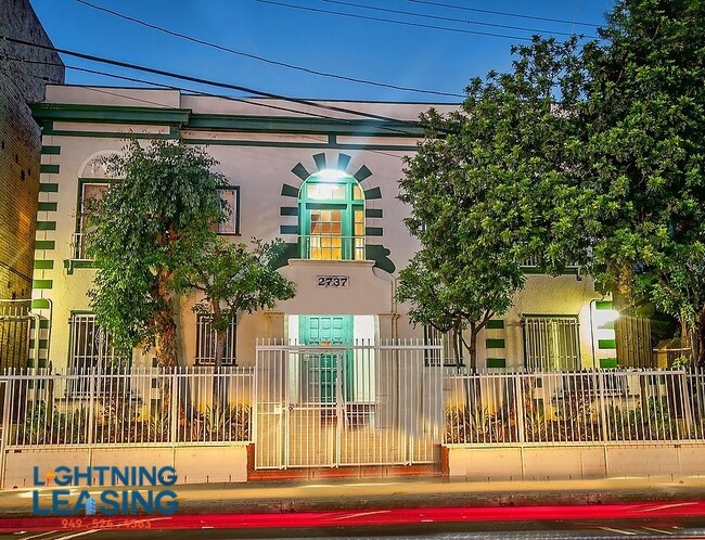 Building Photo - 2735 San Marino St