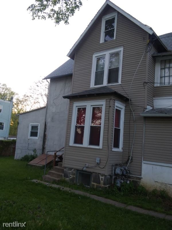 Foto del edificio - 424 Folcroft Ave