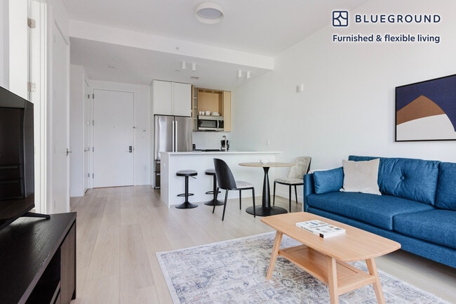 Building Photo - 27-09 44th Dr