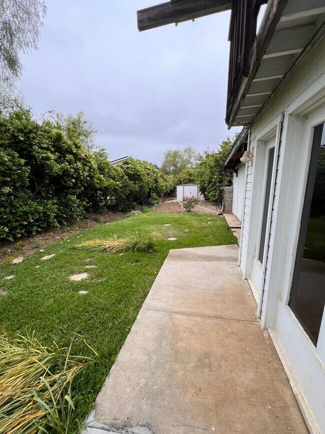 Foto del edificio - 207 Boardman Rd