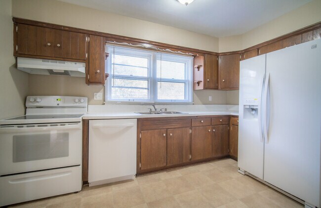 Building Photo - 9630 W Rio St