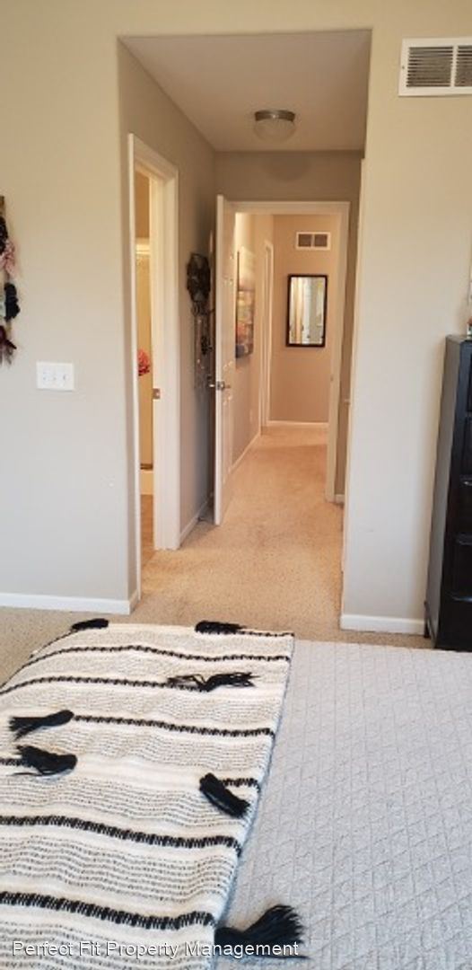 Foto del edificio - 3 br, 2.5 bath House - 5105 Veronica Dr.
