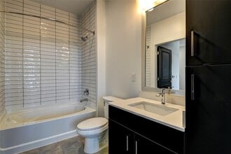 Building Photo - 6400 Washington Ave