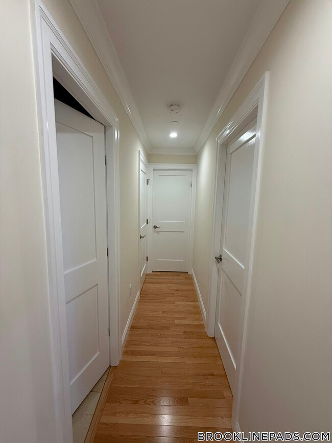 Foto del edificio - 1443 Beacon St