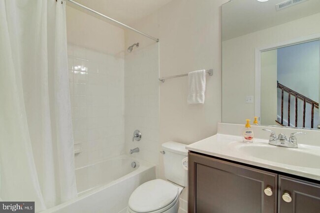 Foto del edificio - 42261 Riggins Ridge Terrace