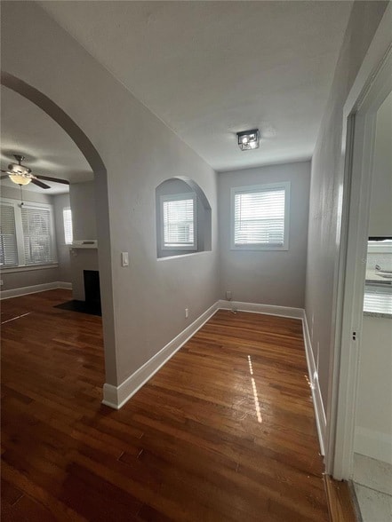 Building Photo - 3303 W Empedrado St