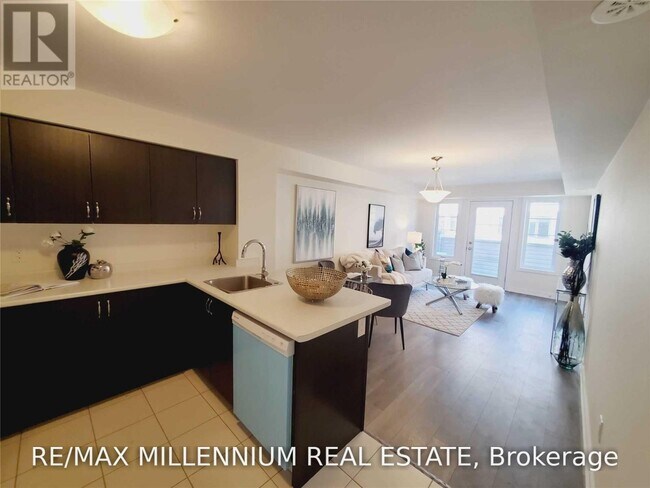Building Photo - 60 Parrotta Dr