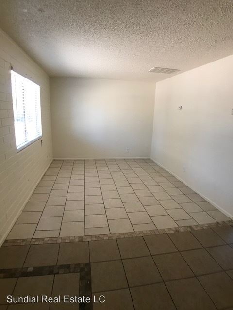 Foto del edificio - 6017-6053-6053 N 61st Ave