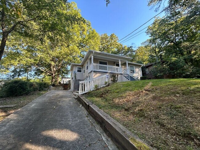 Foto del edificio - 923 Vanderbilt St