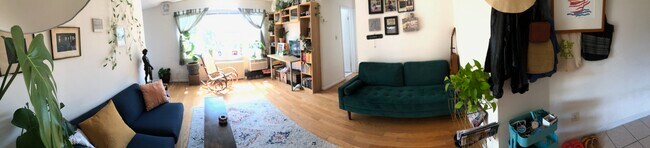 Foto del edificio - 7034 Strathmore St
